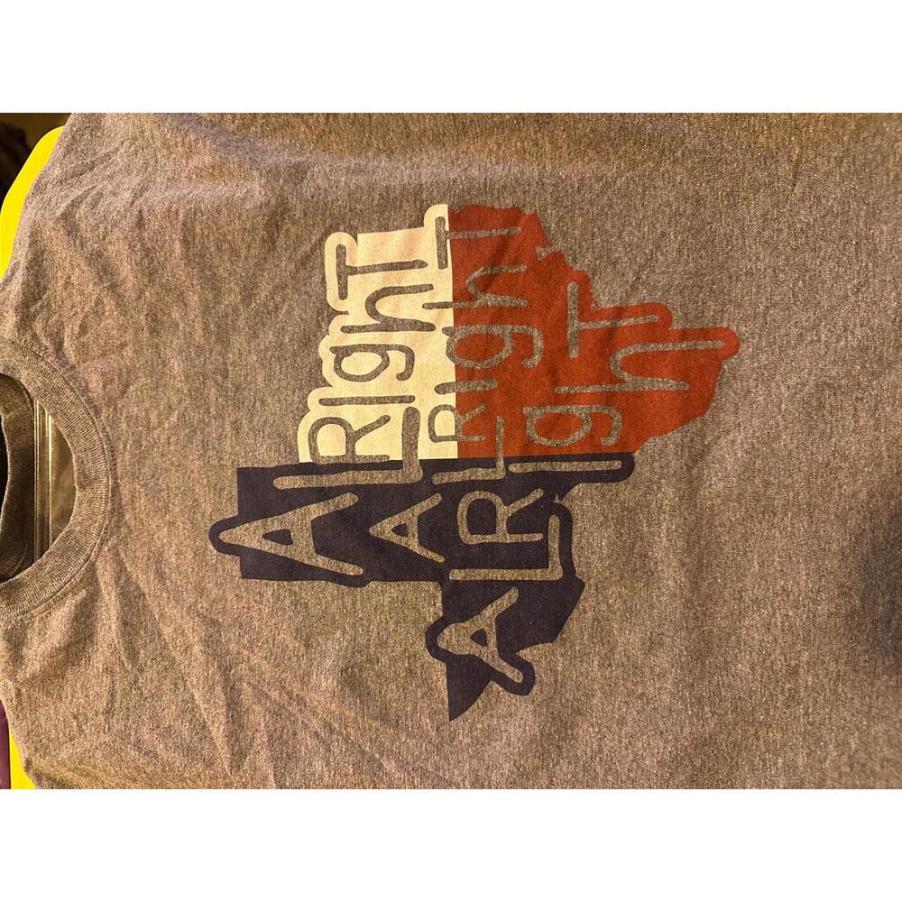 Alright Alright Alright” Graphic Tee – Size Large